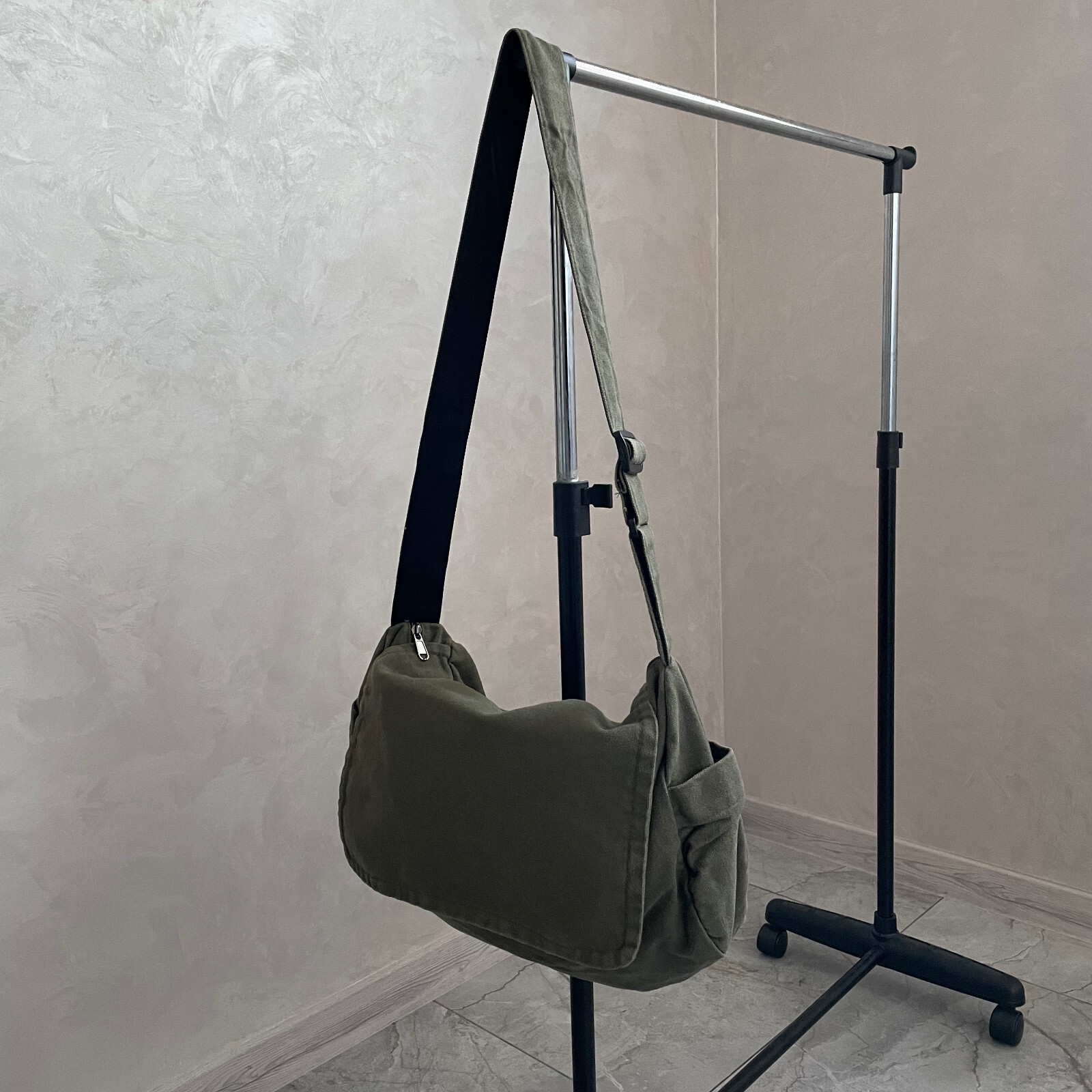 Canvas Crossbody Bag Extra Large for Women and Men for School and Travel, y2k