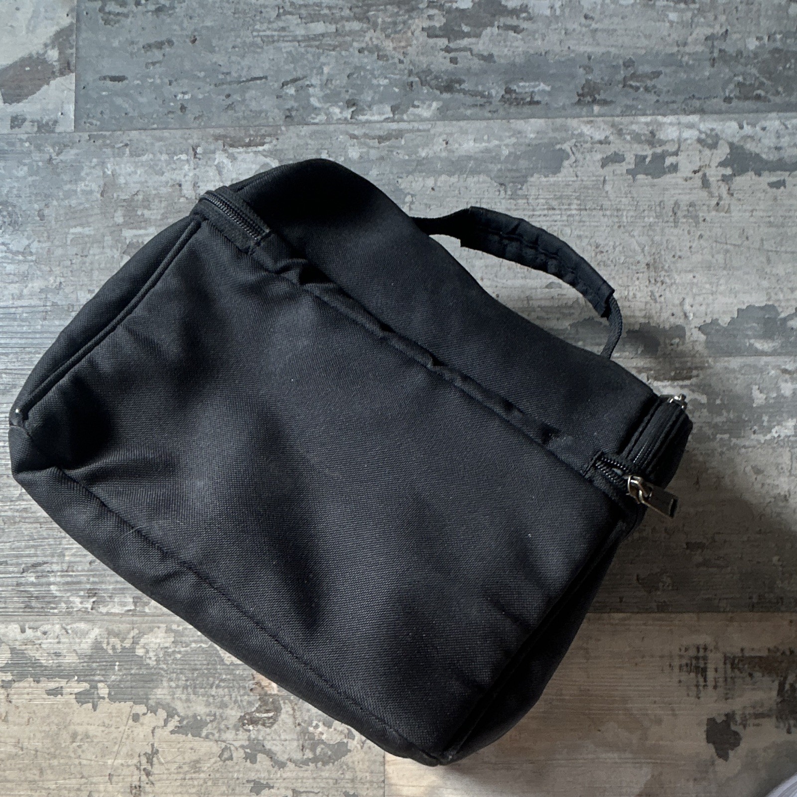 Carhartt 12 can cooler insulated bag