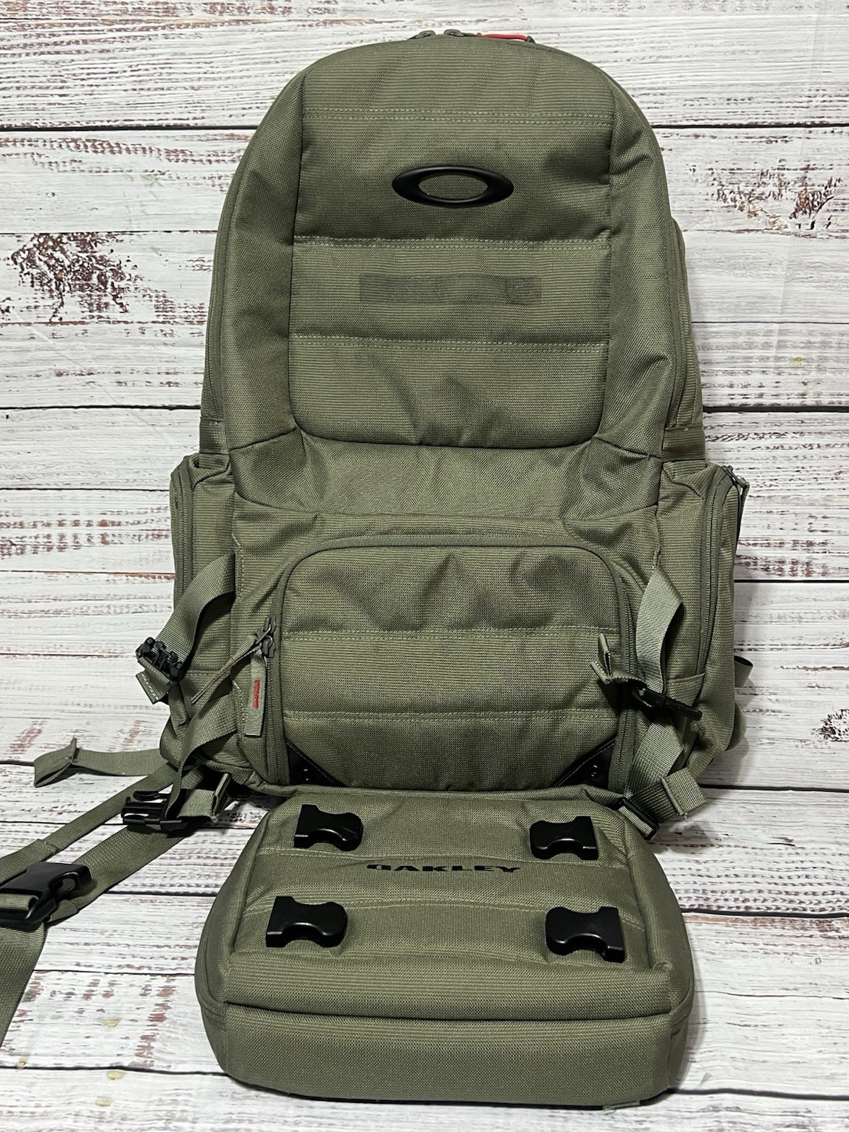 OAKLEY CHAMBER RANGE BACKPACK RARE Green Elite Special Forces Transport Day Pack
