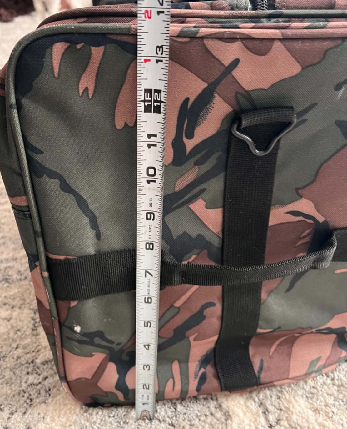 WESTERN PACK Duffle Travel Bag X-LARGE 26x14x13 Camo Hunting Outdoor Gear EUC