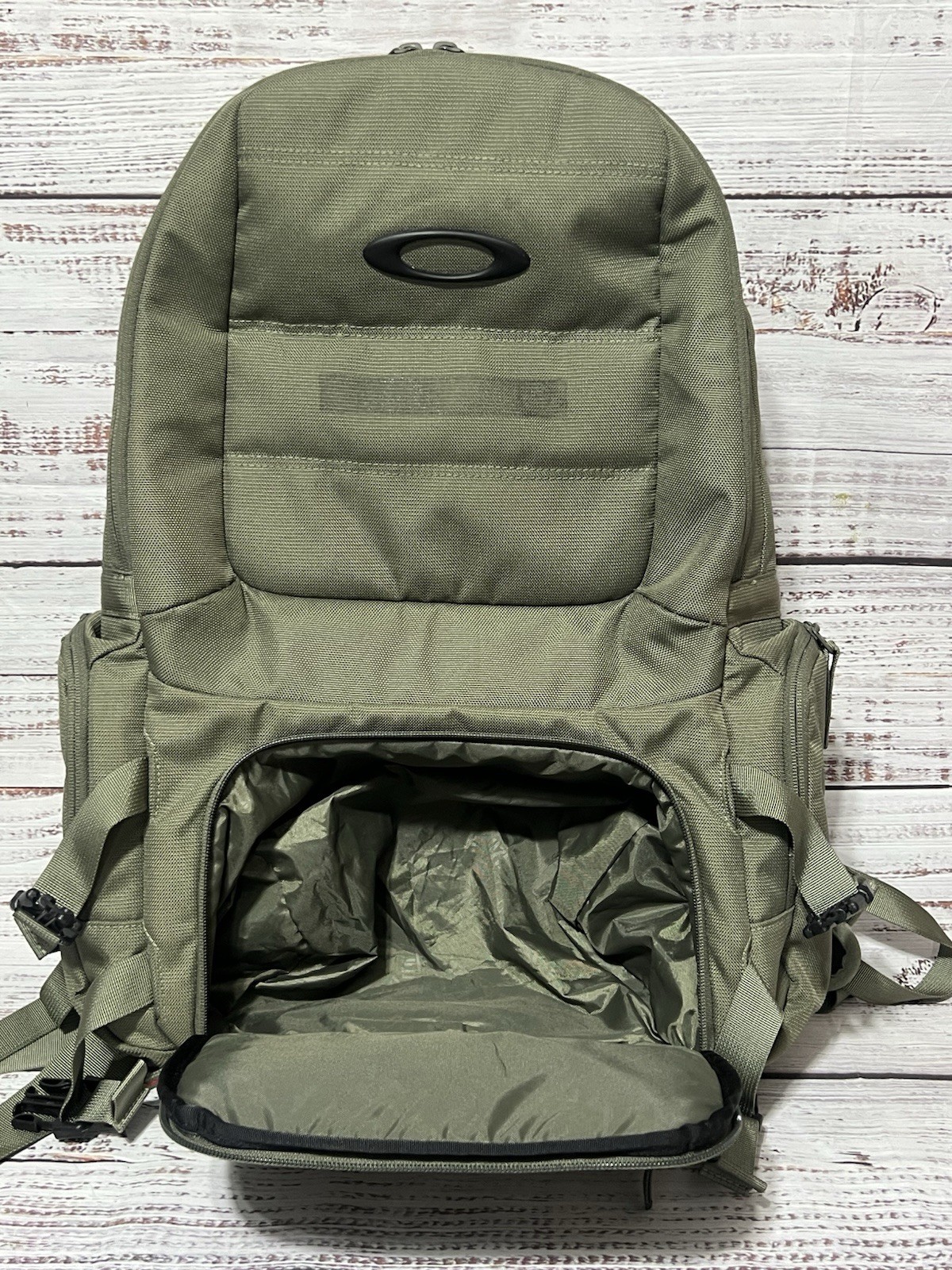 OAKLEY CHAMBER RANGE BACKPACK RARE Green Elite Special Forces Transport Day Pack