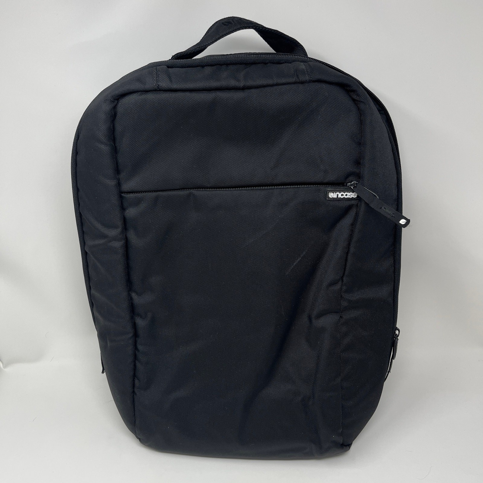 Incase Black Sling Laptop Backpack Travel Work Bag
