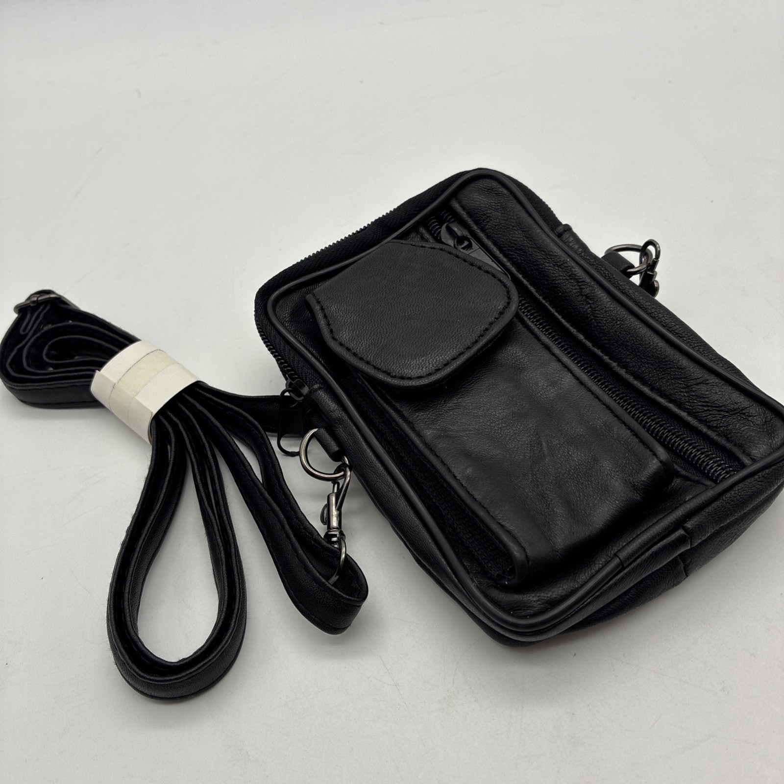 Unisex Genuine Sheep Leather Black Crossbody Mini New Never Used Zip Pockets