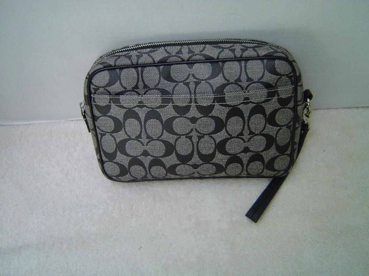 AUTHENTIC COACH MENS BLACK AND WHITE SIGNATURE STRIPE LARGE POUCH #77277 VGC