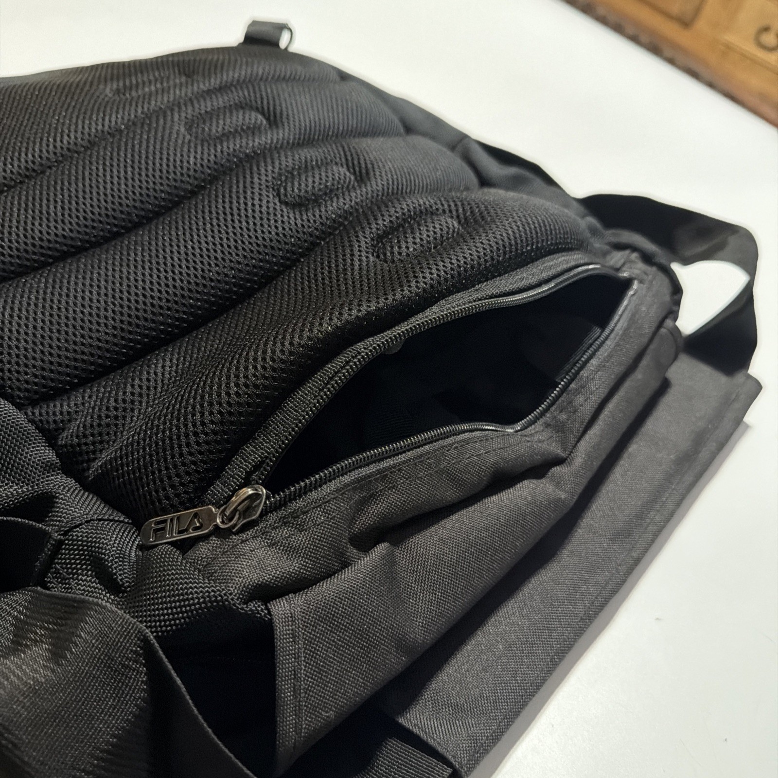 Fila messenger bag handbag backpack 14 In X 14 In
