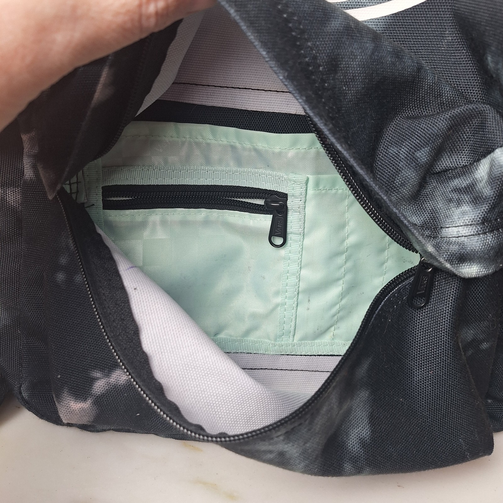 Vans Old Skool III Black Tie Dye + Worek Vans Benched Bag