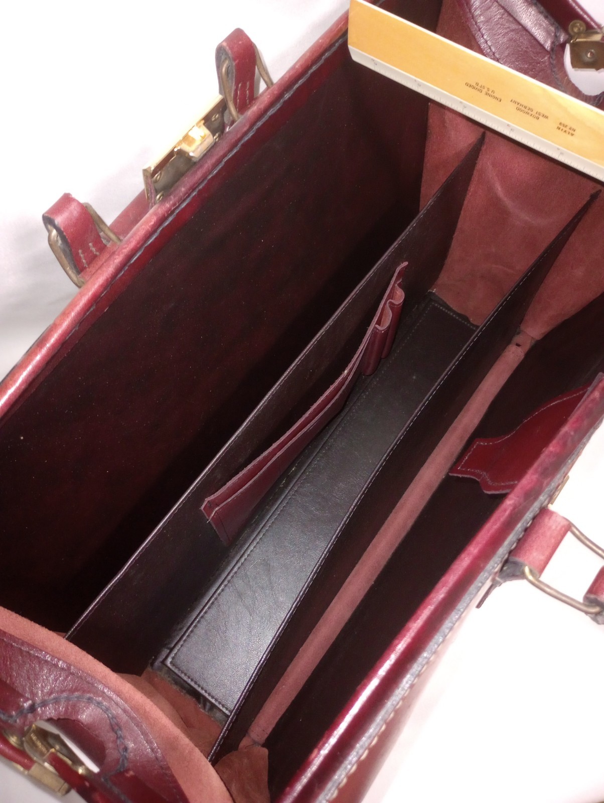 Vintage Leather Presto Lock Attache Briefcase – Top Open