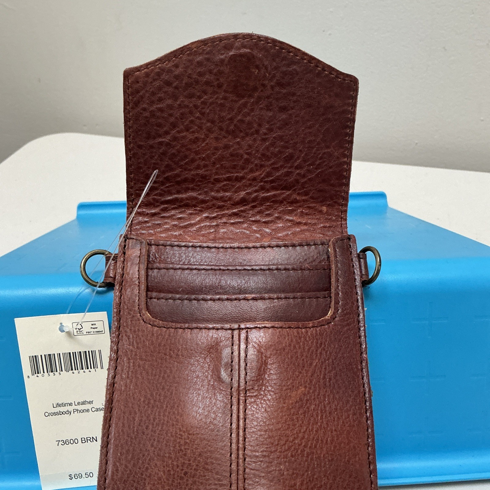 NEW Duluth Trading Co. Lifetime Leather Crossbody Phone Case. Brown