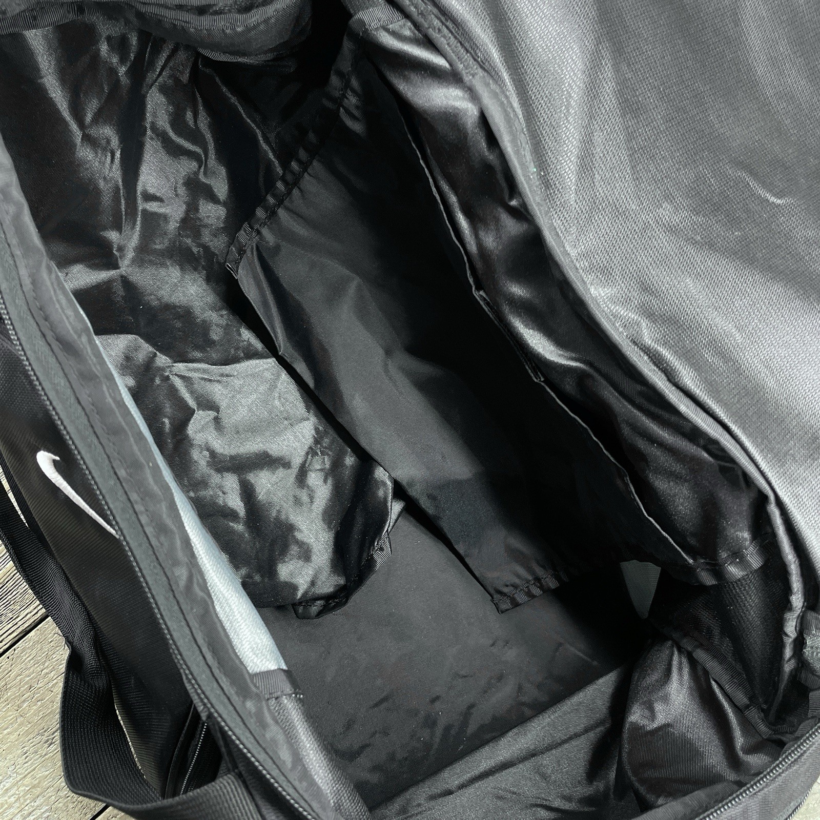 Nike Golf Black Gray Gym Duffle Bag Hard Bottom Shoe Pouch 21” x 12.5” x 11” GUC