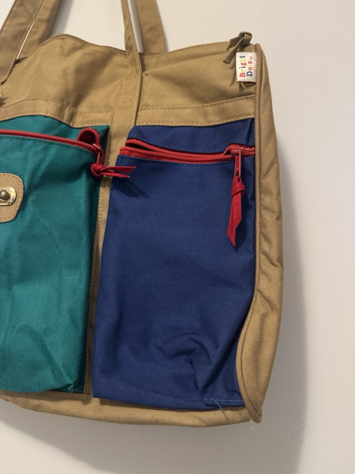 VTG Dudfel Weekender Bag – Bright Dots – NWT- United Colors of Benetton STYLE