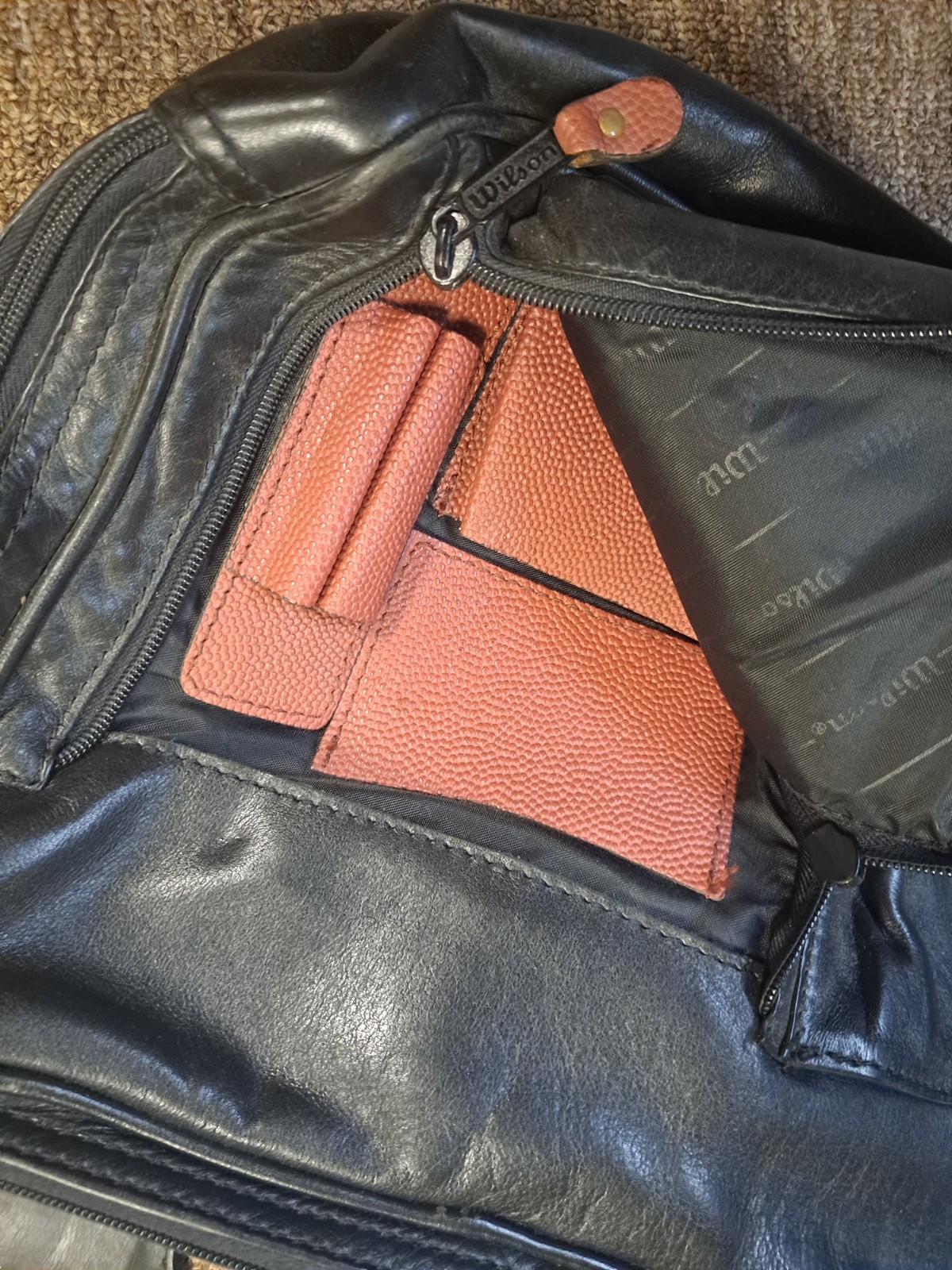 Wilson NFL Football Pebbled Pigskin Leather Messenger Bag Briefcase