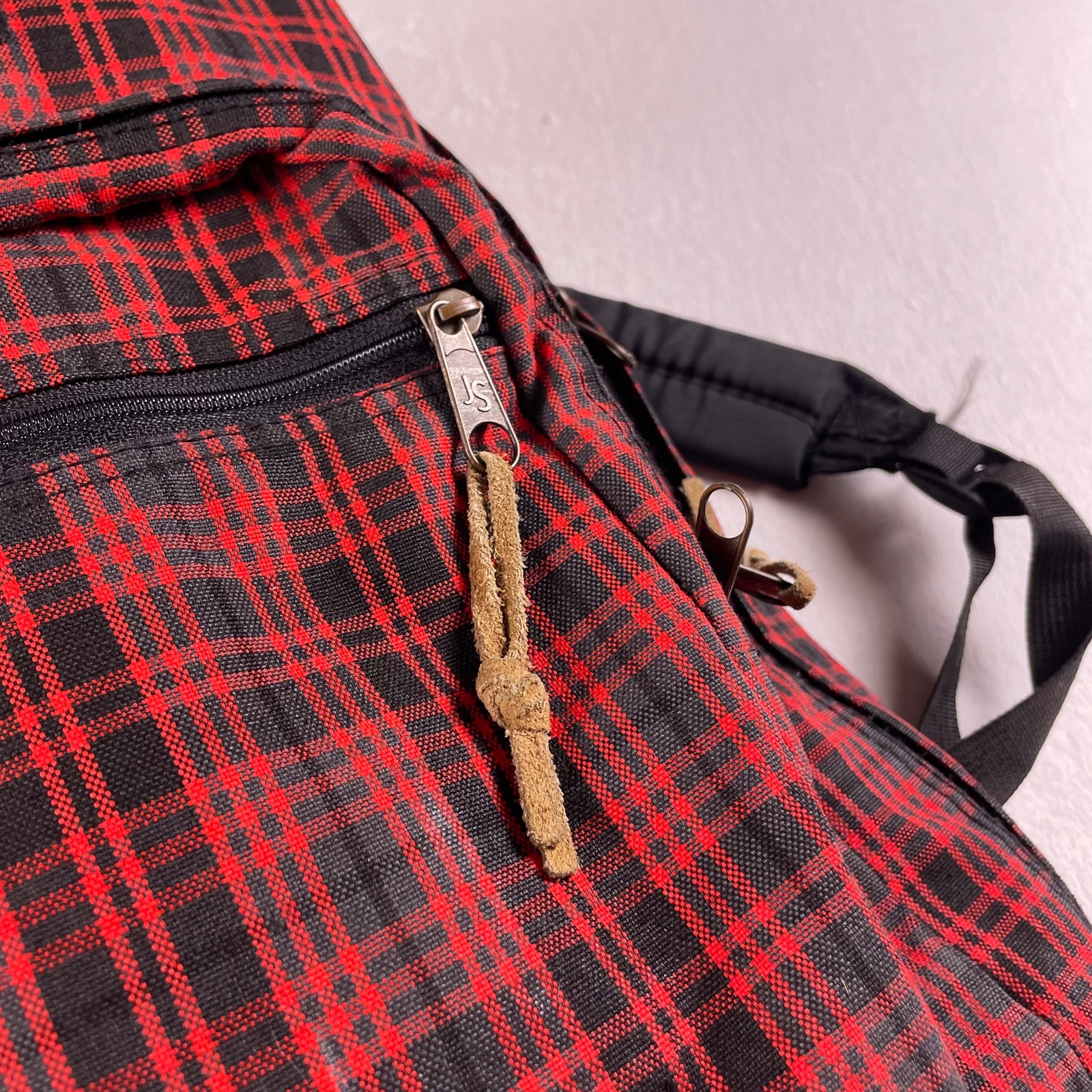 Vtg JanSport Backpack Red Black Plaid Made USA Leather Bottom School Bag