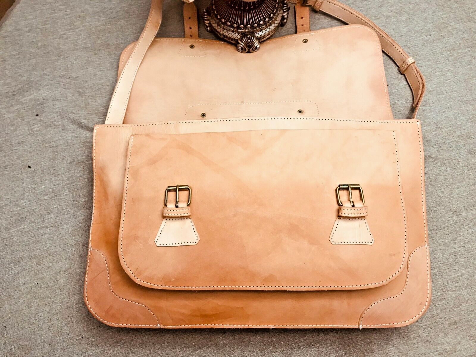 Natural Tan Burnished Belting Leather Briefcase / Messenger Bag – SPAIN
