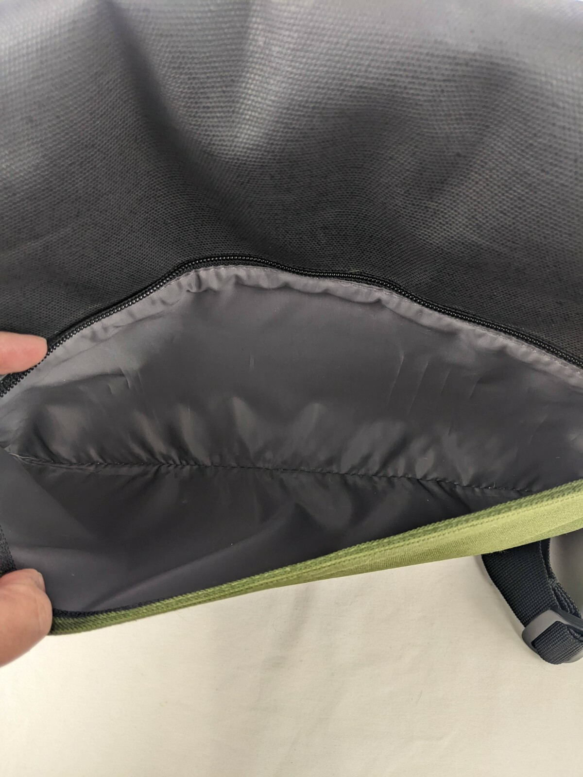 Moleskine Nomad Messenger Bag Green Black Book Bag