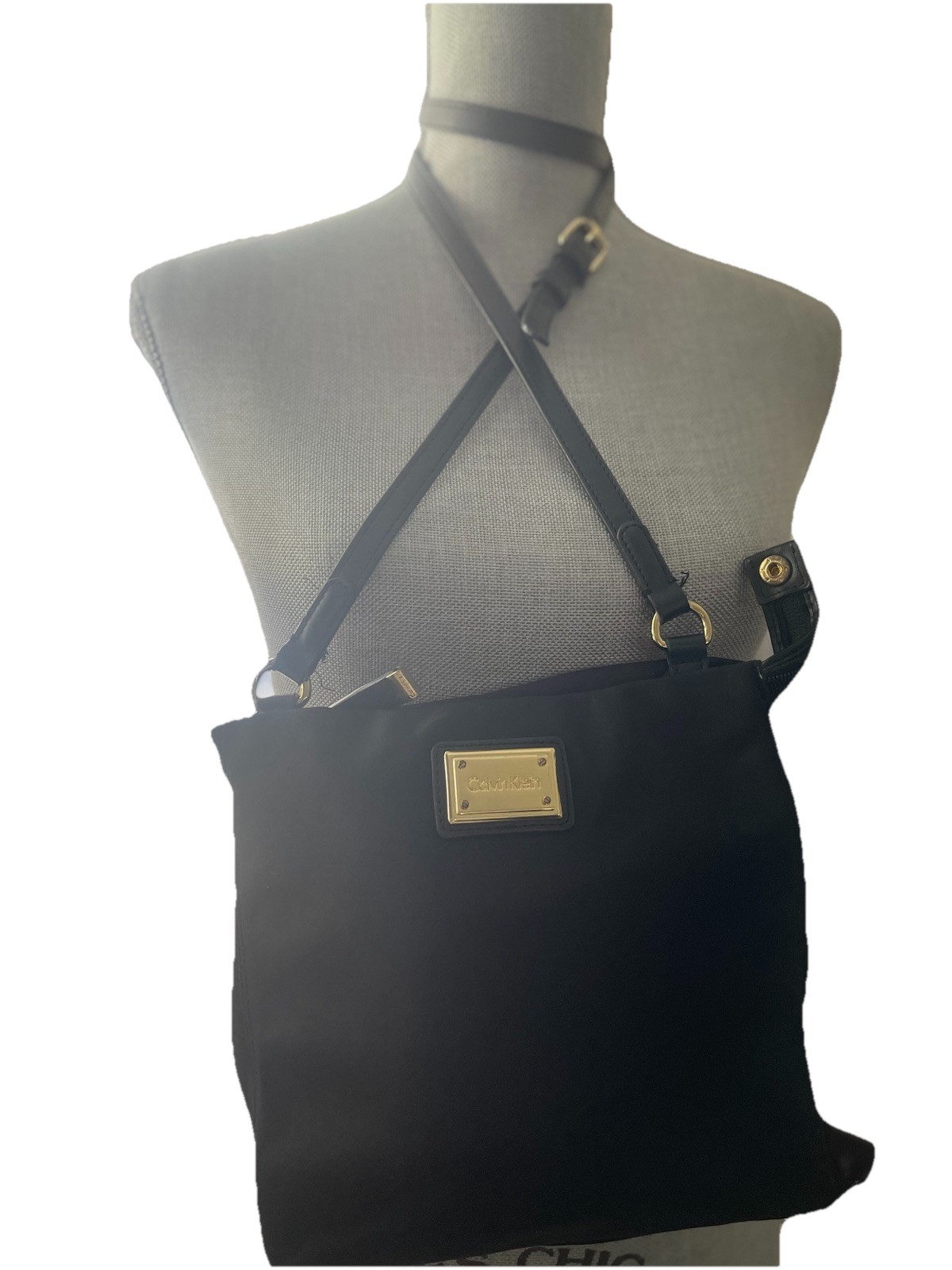Women’s Calvin Klein Jet Black Crossbody Shoulder Bag Small Designer Purse Y2K