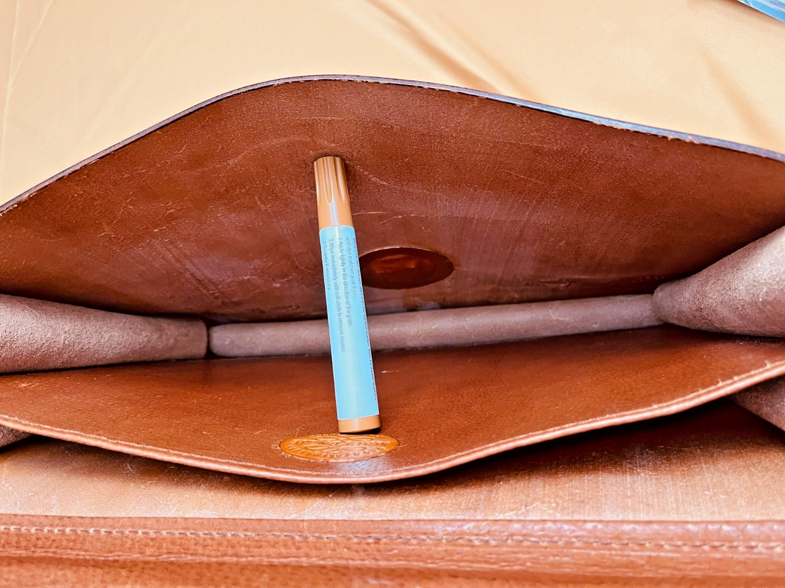 MACKENZIE “OFFICERS” Tan Bridle Leather Briefcase / Messenger Bag – SCOTLAND
