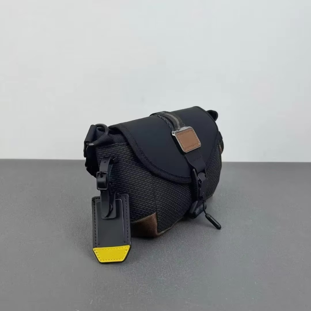 NEW TUMI Alpha Bravo Compass Crossbody Bag 232716 Onyx Black Flap