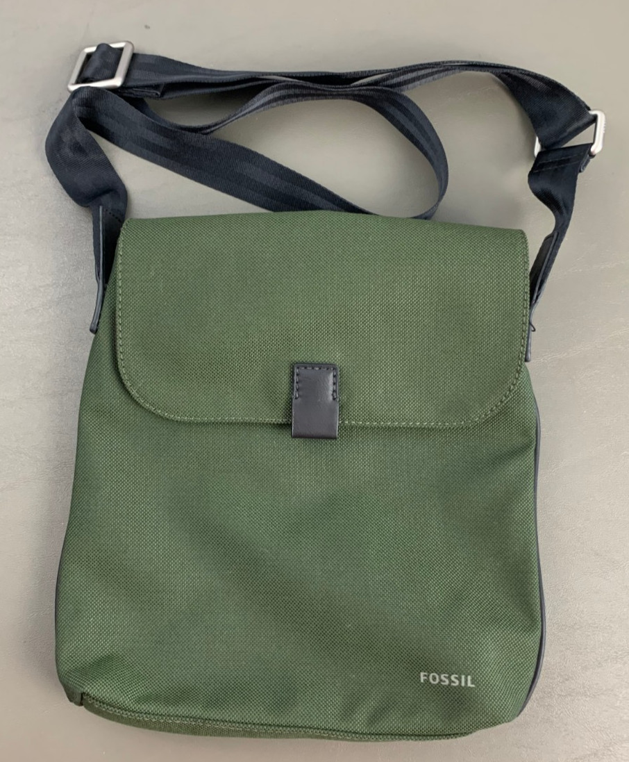 Fossil Men’s Mercer Nylon Slim Messenger Crossbody Bag, Olive Green, One Size