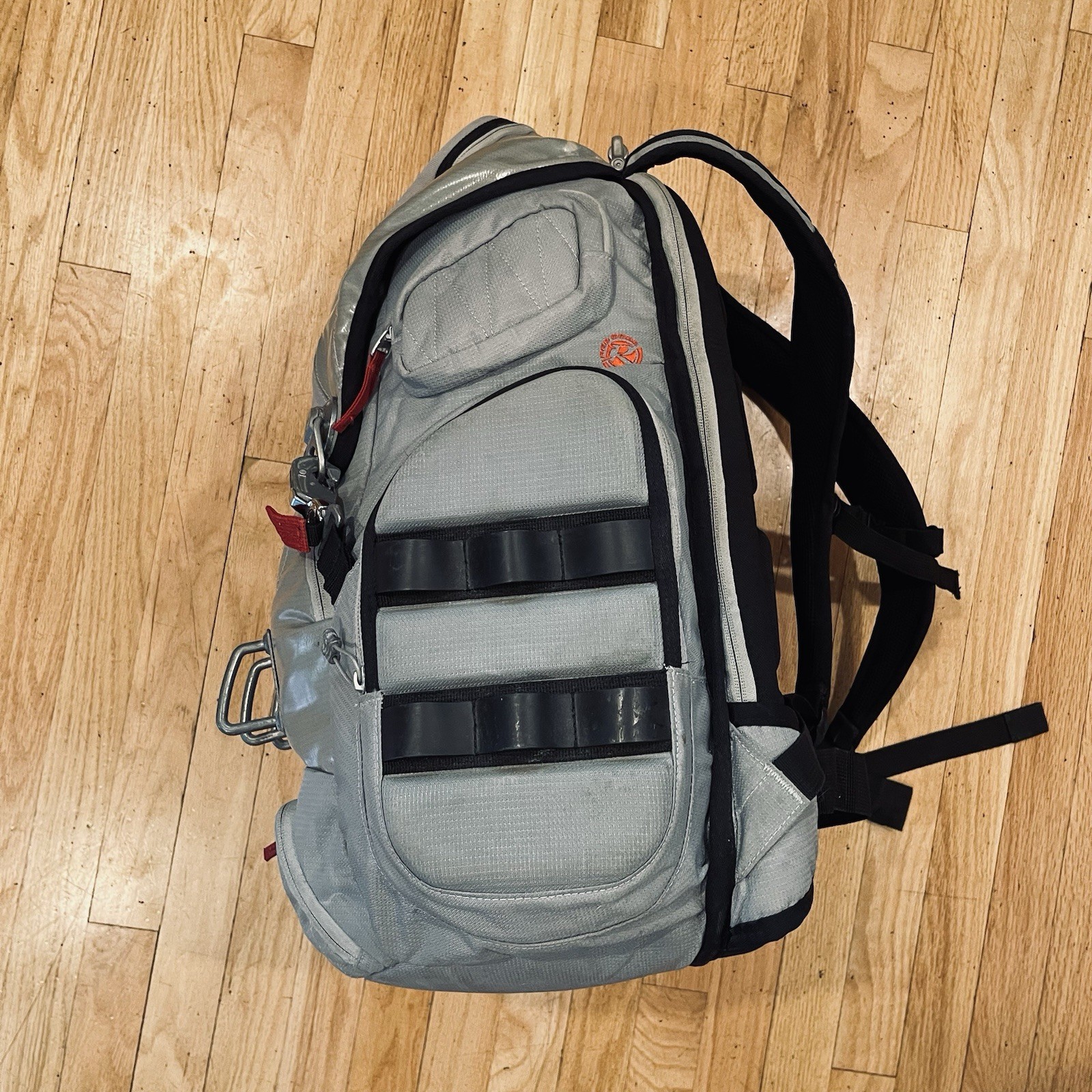 Oakley Big Kitchen Backpack Stone Grey 35L Rare Good Condition See Pics Read Dsx