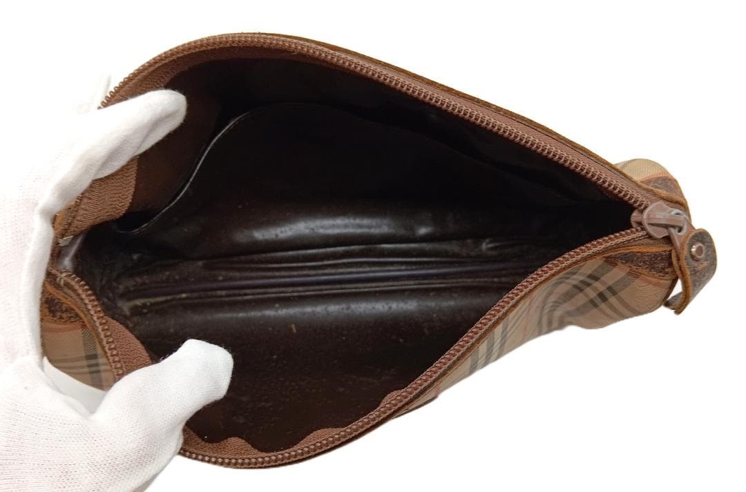Authentic Burberrys Vintage Nova Plaid Clutch Bag Brown 15cm x 24cm x 5cm Damage