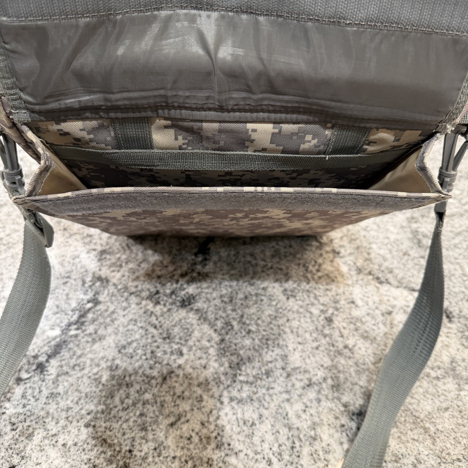 Digital Camo-Tactical/Utility-Mlt-Pocket-Military Range Laptop Case Shoulder Bag