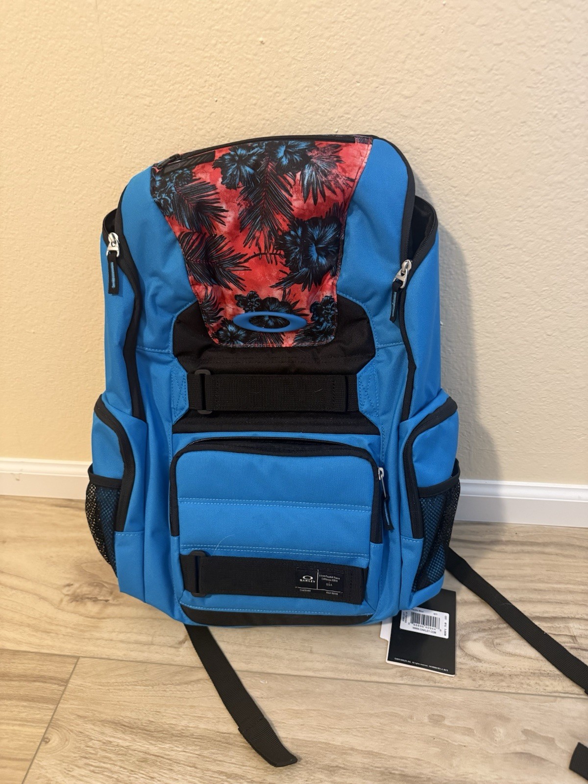 Oakley Backpack Black Adult Tech Laptop Sleeve 25L Enduro Bag Skateboard Straps