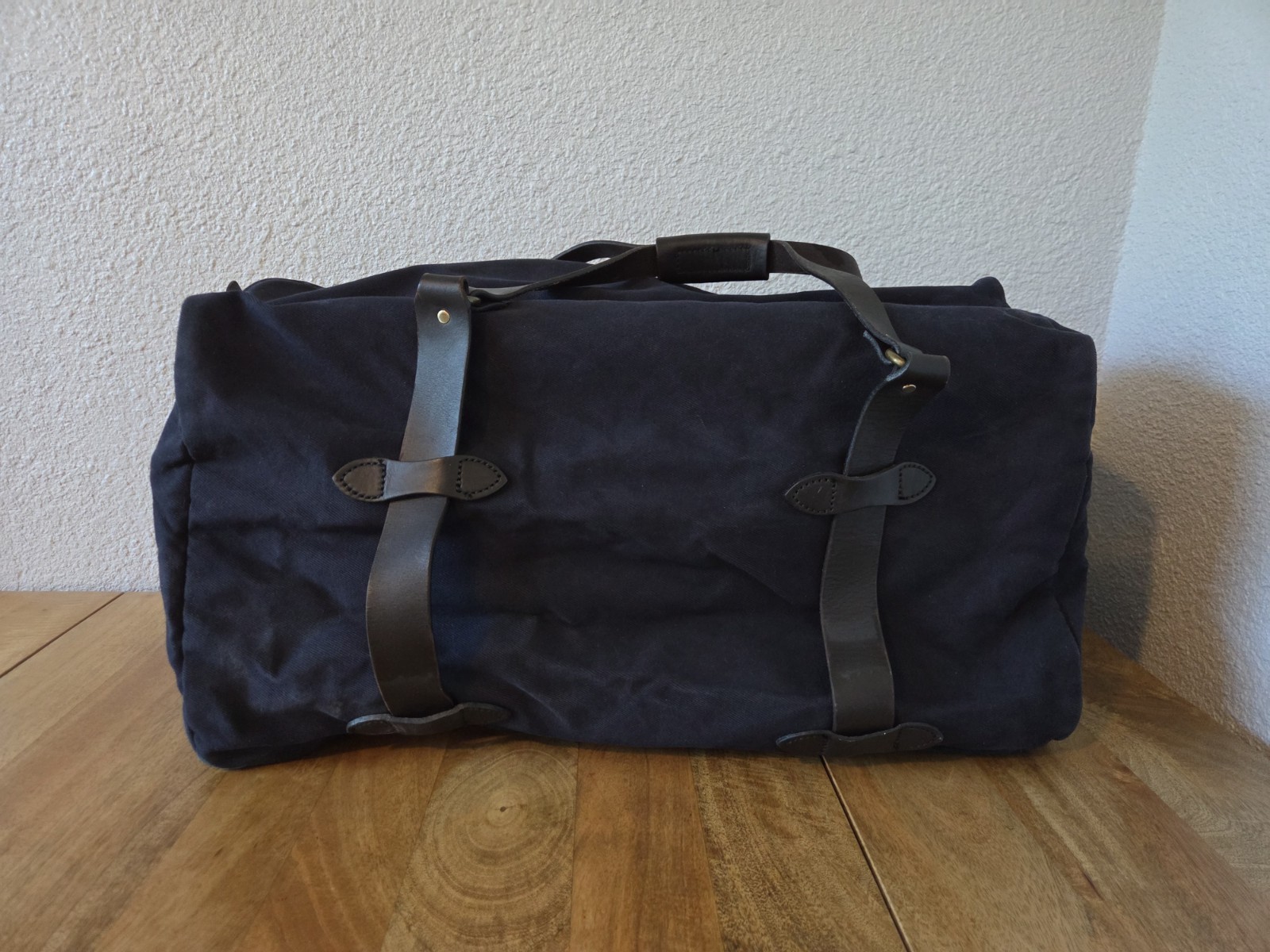 Filson Rugged Twill Medium Duffle Bag | Navy | USA Made | Old Size