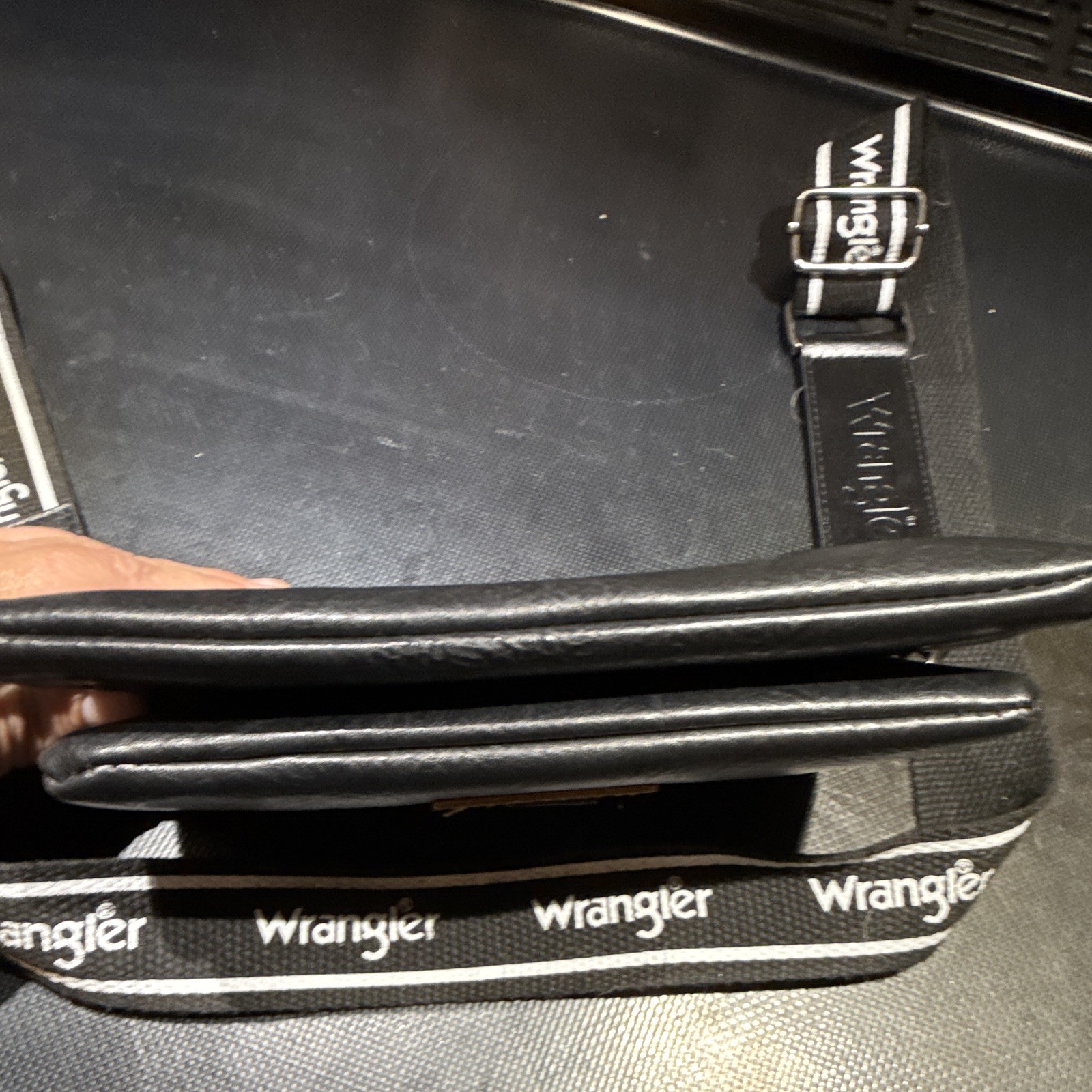 Wrangler Black Small Unisex Crossbody Bag Zip Closure Adjustable Strap