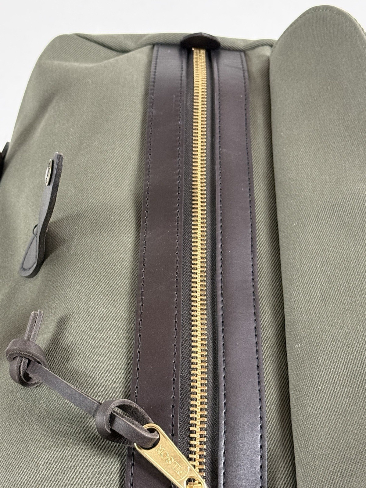 FILSON SMALL RUGGED TWILL DUFFLE BAG OTTER GEEEN NWT SOLD OUT