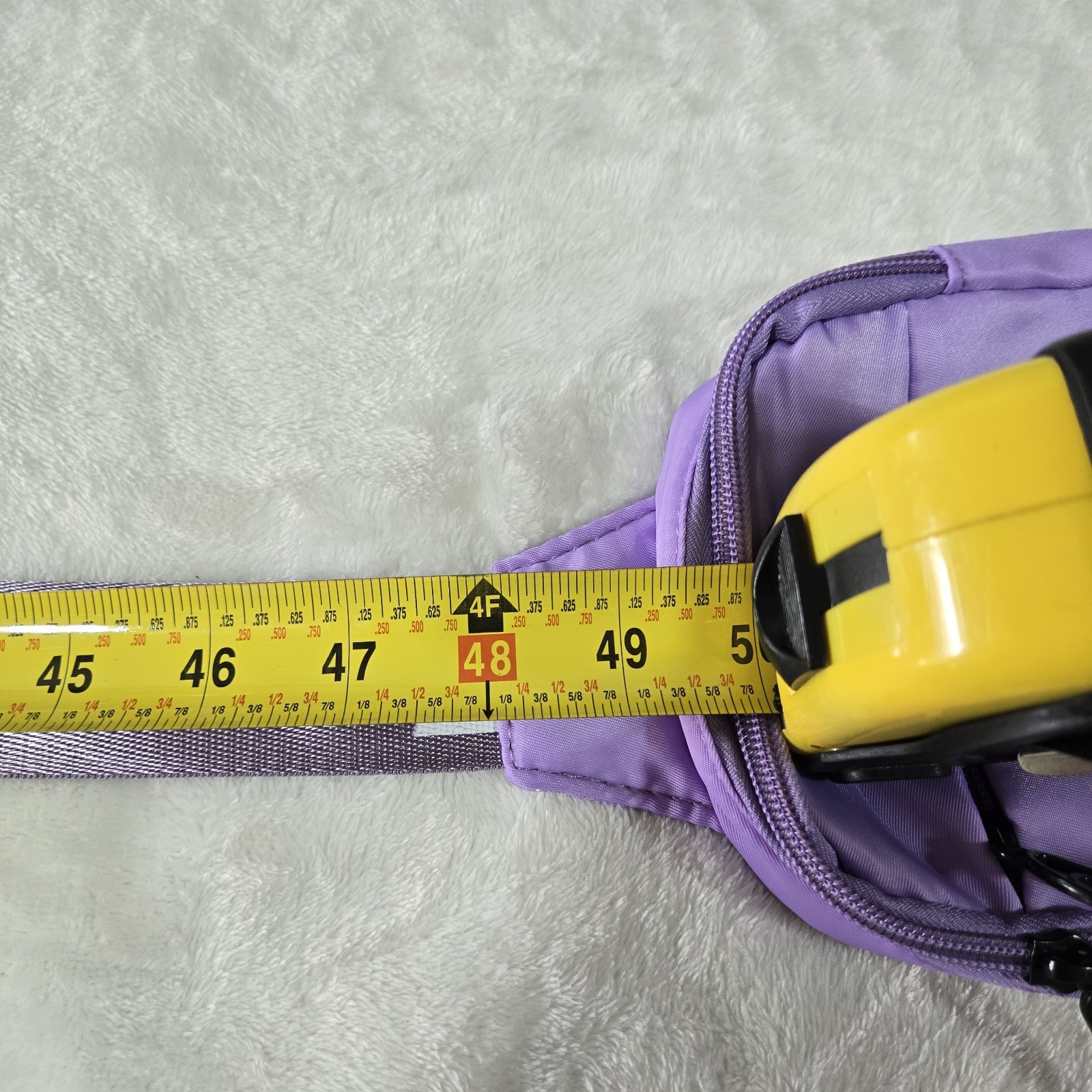 Nike Crossbody Sling Bag Adjustable Strap Zip Closure Lavender Purple New
