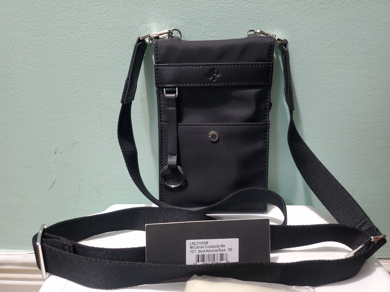 NWT WANT LES ESSENTIELS McCarran Black Nylon Unisex Crossbody Wallet Phone Bag