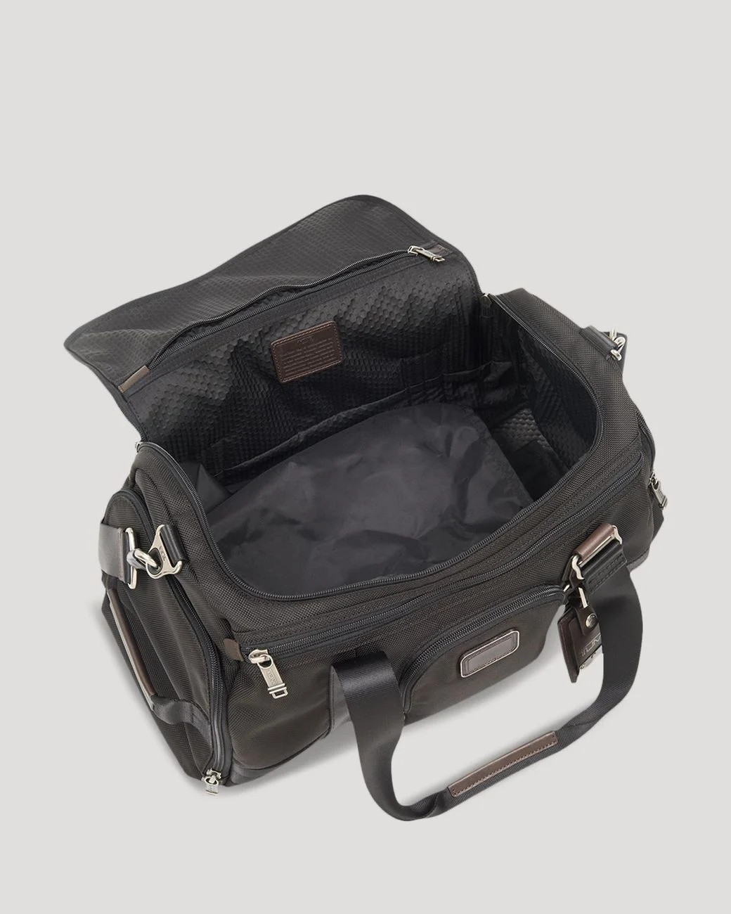 🔥 NEW TUMI Alpha Bravo Maxwell Gym Bag 22351 Black Ballistic Nylon Duffel