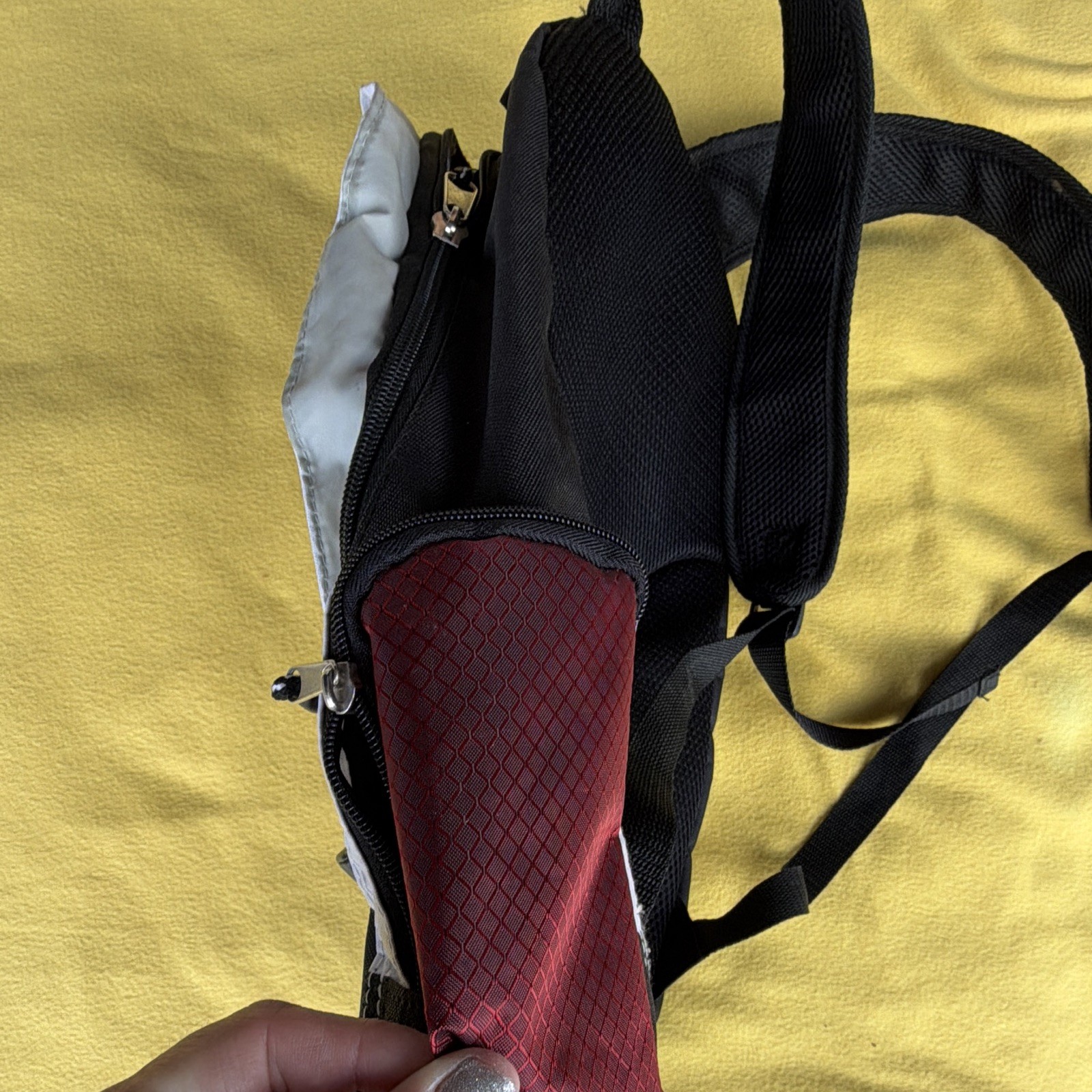 Sport Gear Overland Medium Backpack Black/Red/White Padded Multi-Pocket Zip
