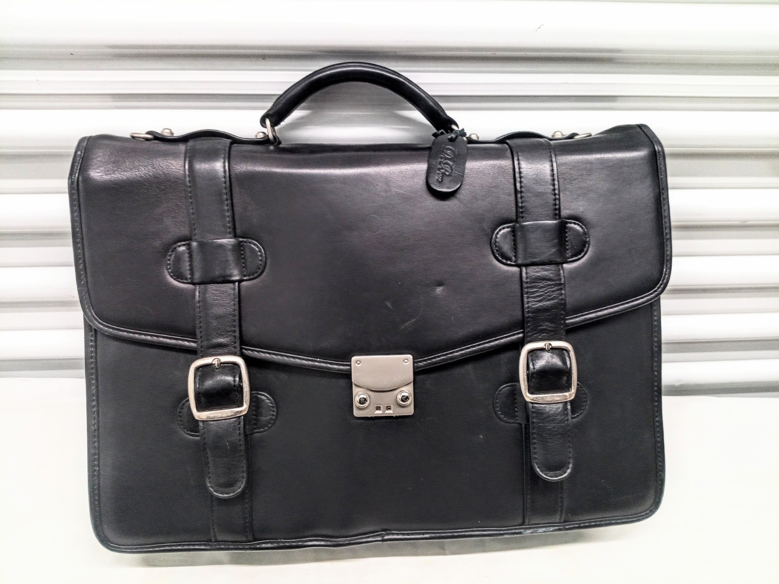 DeBon Saddle River Collection Leather Briefcase Messenger Bag. No Shoulder Strap