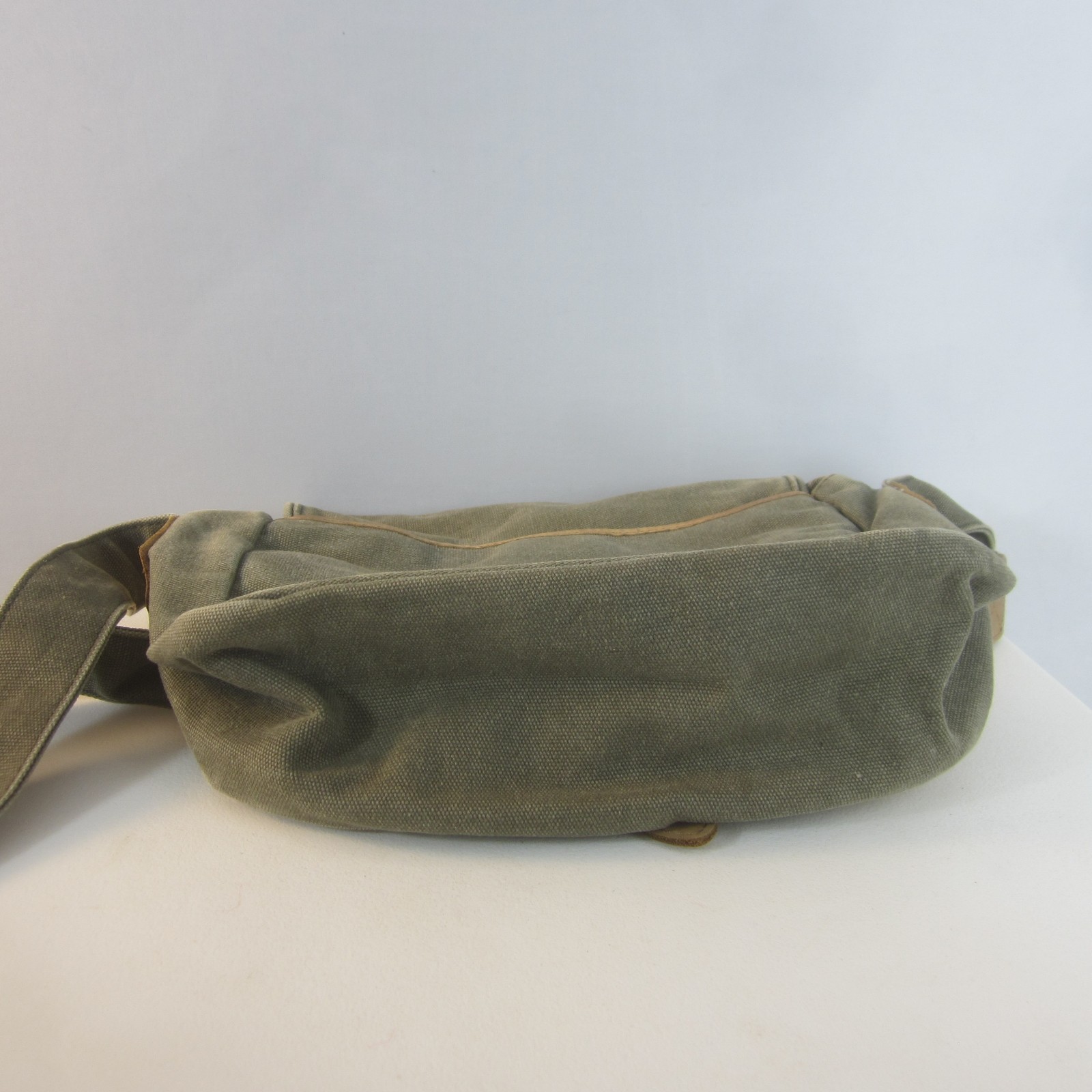 LL Bean Leather Canvas Crossbody Messenger Bag Olive Green Flap Field Shoulder