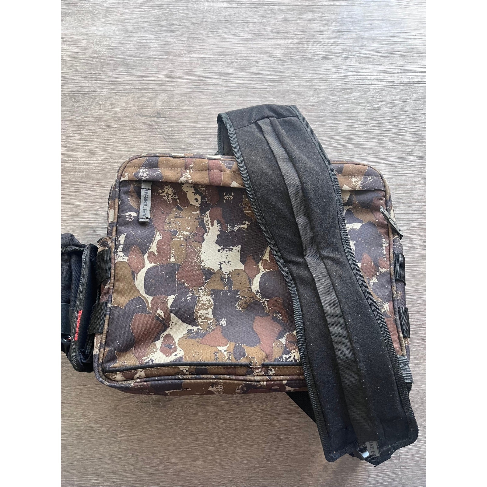 Oakley Tactical Field Gear Camo Messenger Laptop Bag Backpack Brown Camouflage