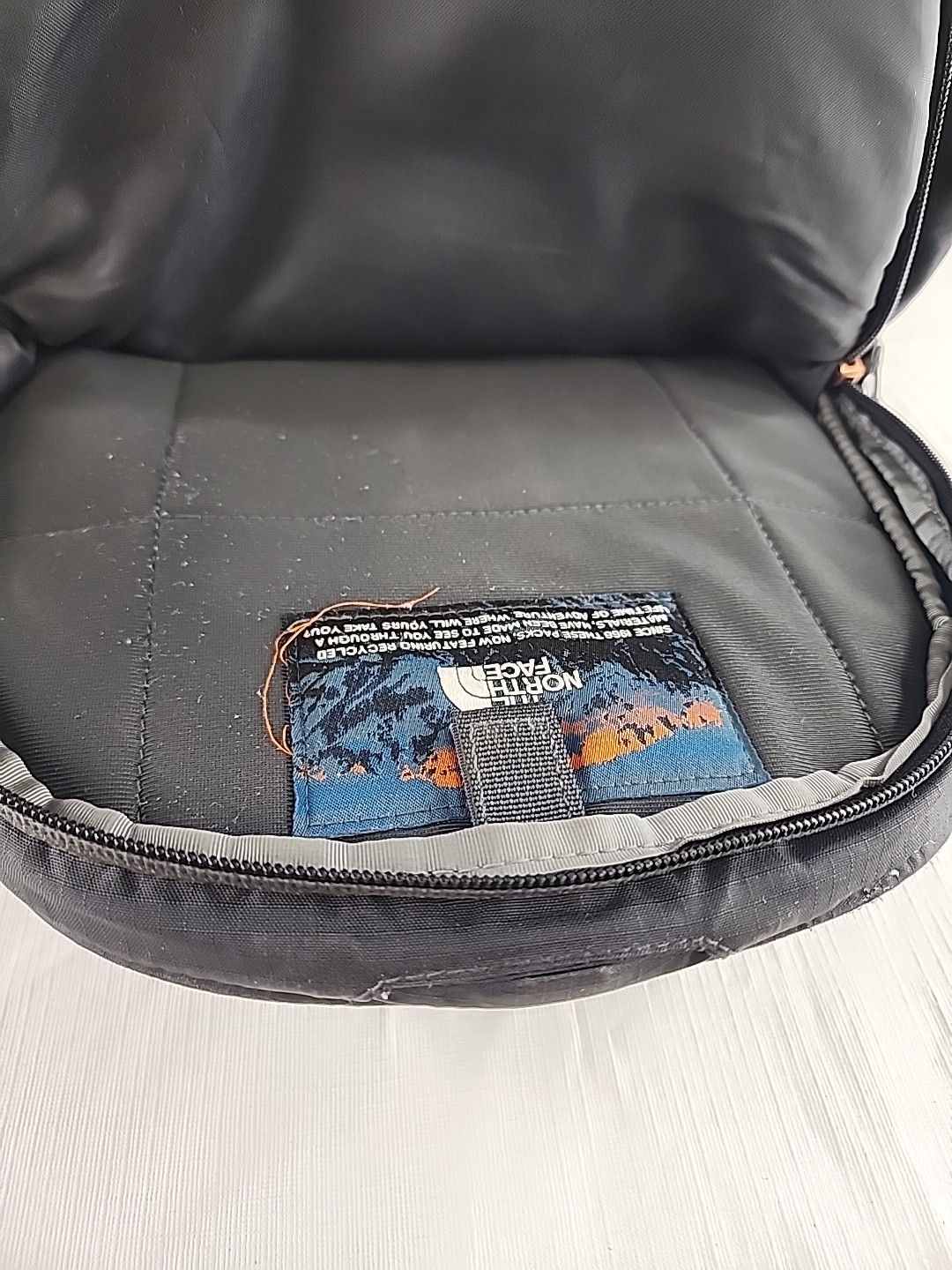 The North Face Recon Laptop Backpack Black Full Size Adult Hiking Commuting