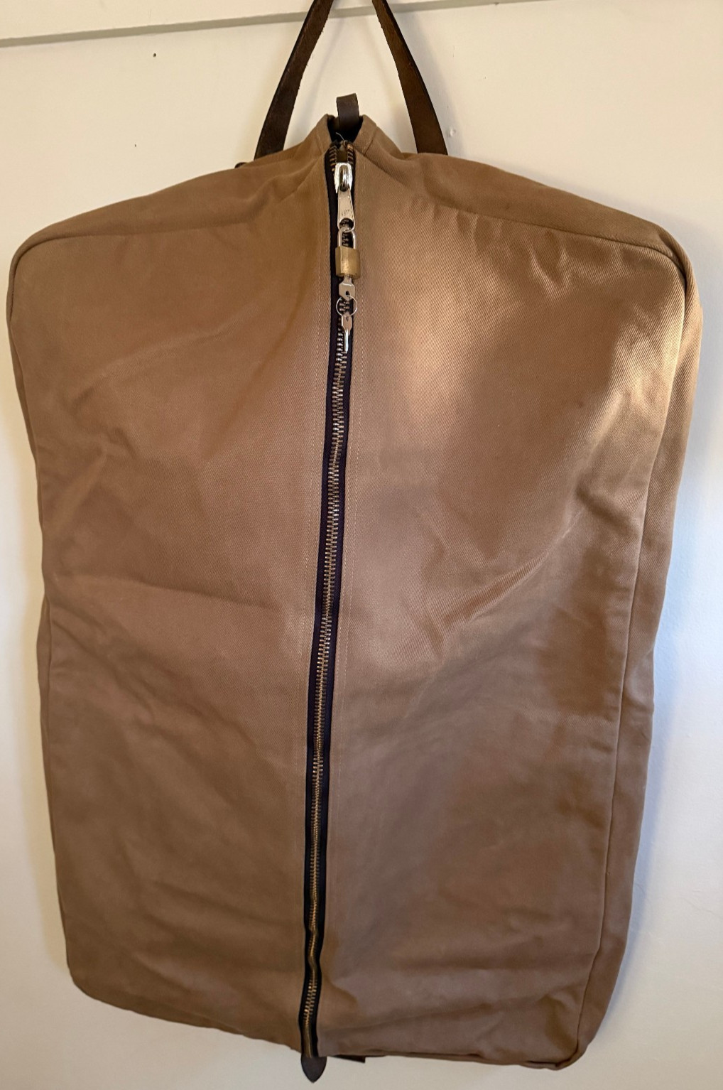 Vintage Filson 271 Garment Bag – 1990s Talon Era – One Owner