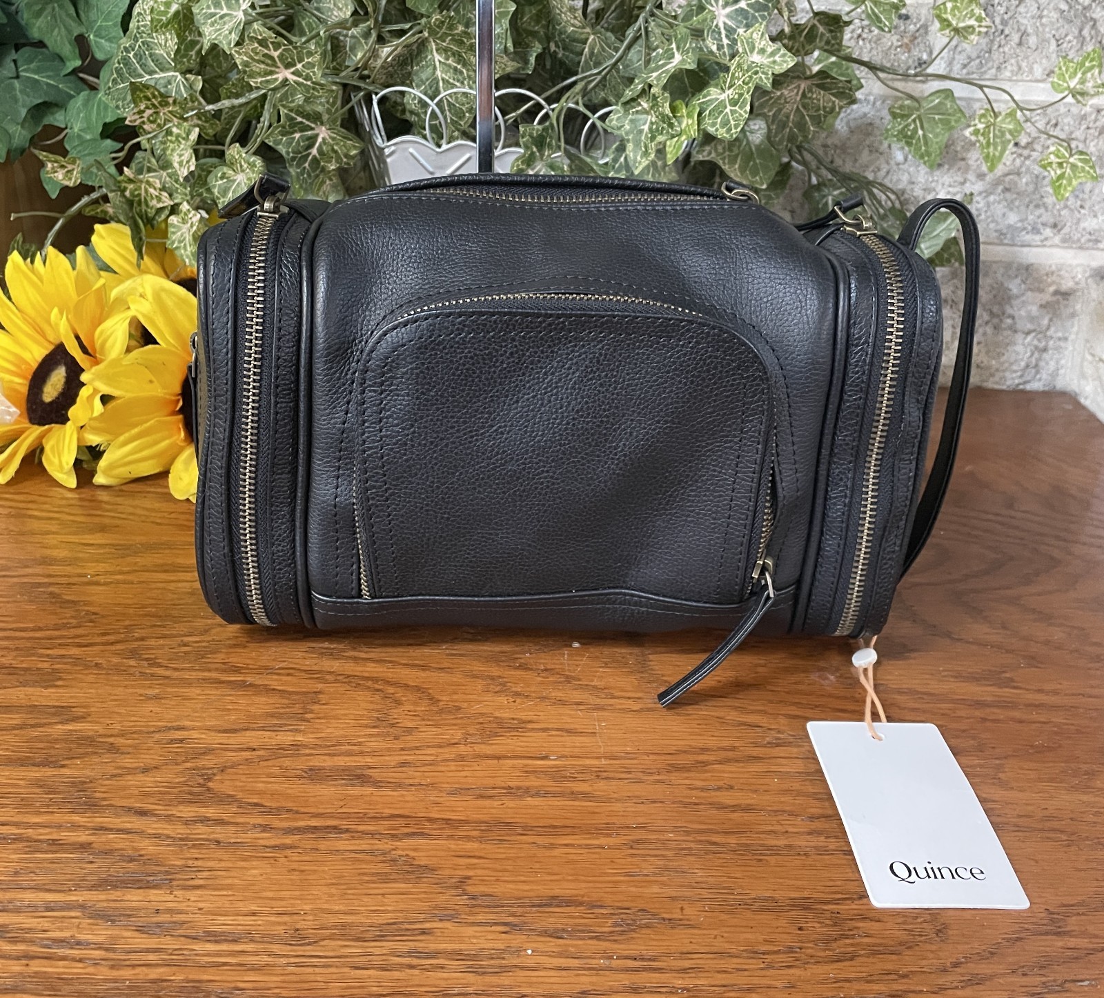 NWT QUINCE MEN’S NAPPA LEATHER TOILETRY HANGING ZIP AROUND TRAVEL BAG BLACK GD