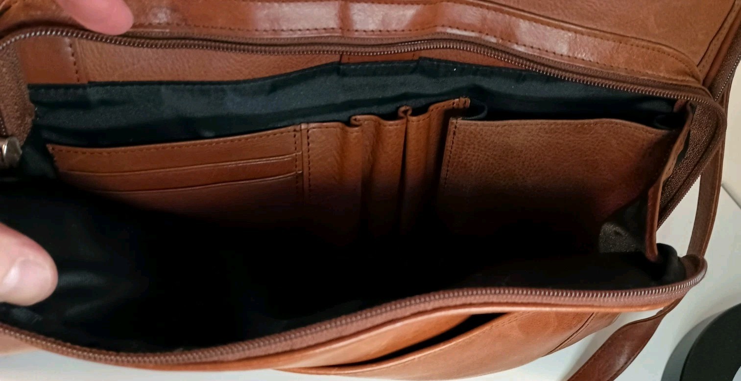 Bosca Old Leather Amber Stringer Briefcase Laptop Bag Vintage Large READ Vintage