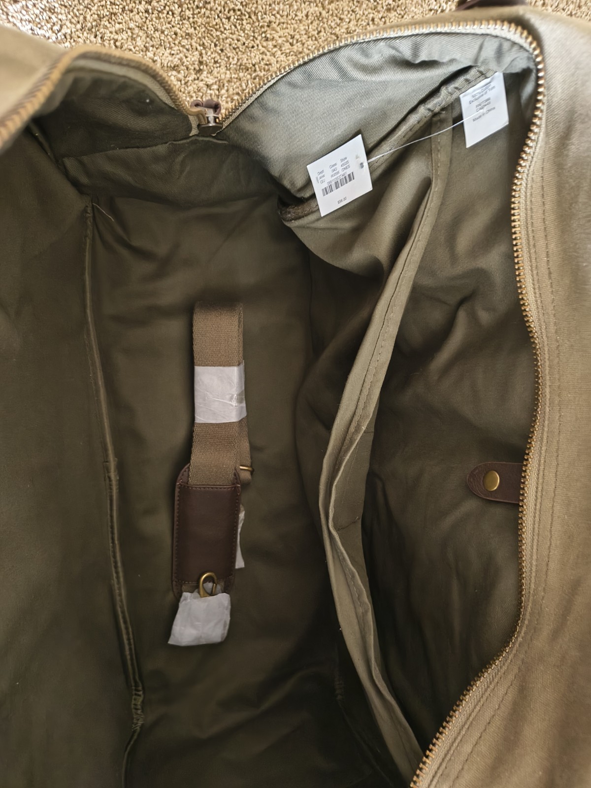J.CREW Men’s Solid Green/Brown Travel Duffle Bag, Zip Closure, Leather Handles