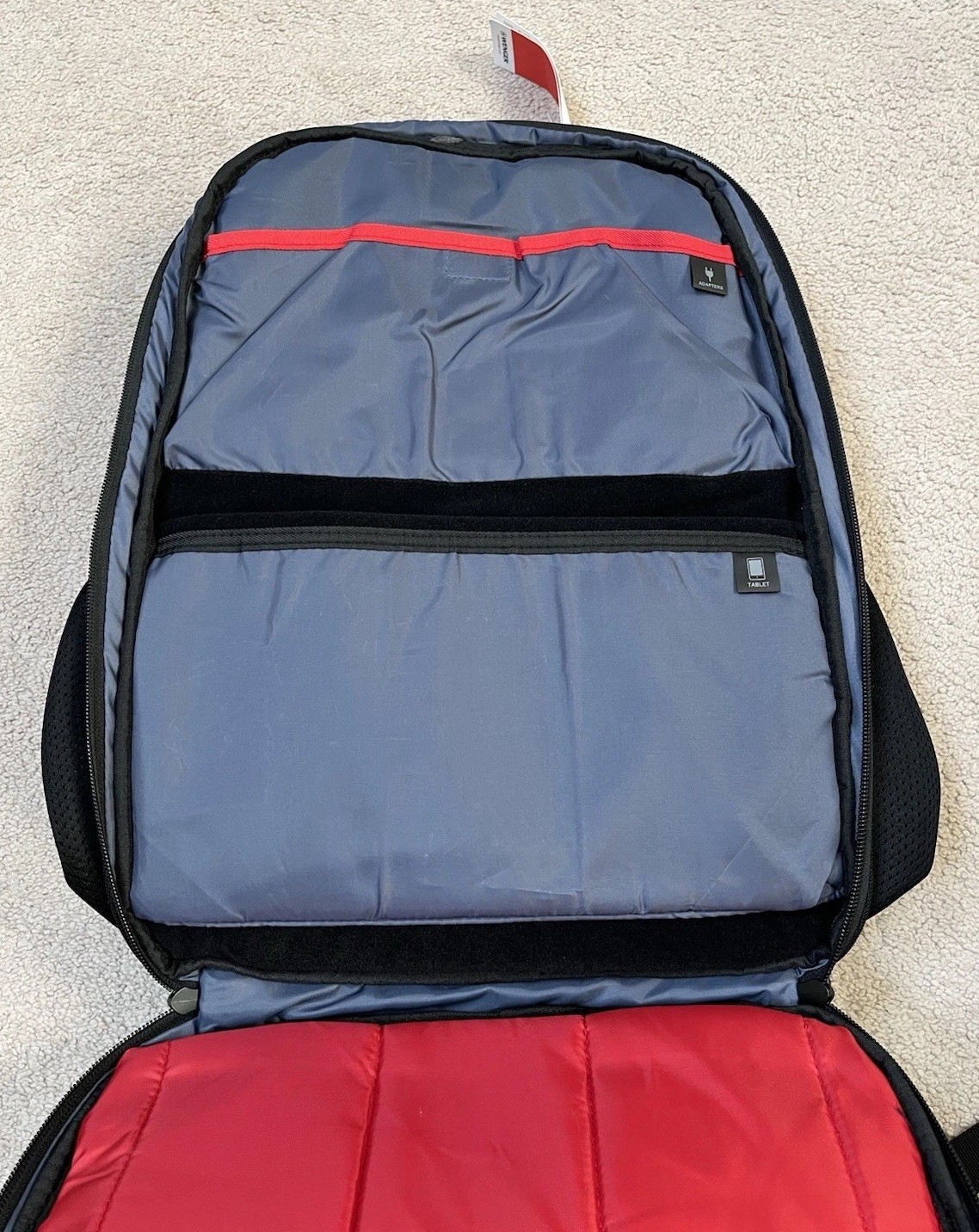 Swissgear Ibex Backpack for 17″ Laptop Navy Blue Red Black NEW WITH TAGS
