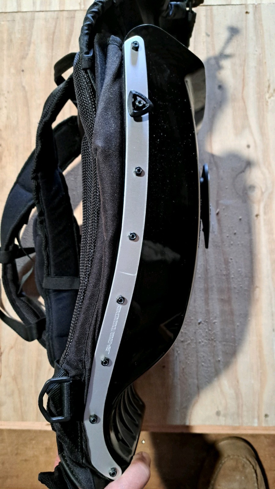 BOBLBEE 20L Backpack Black Hard Shell