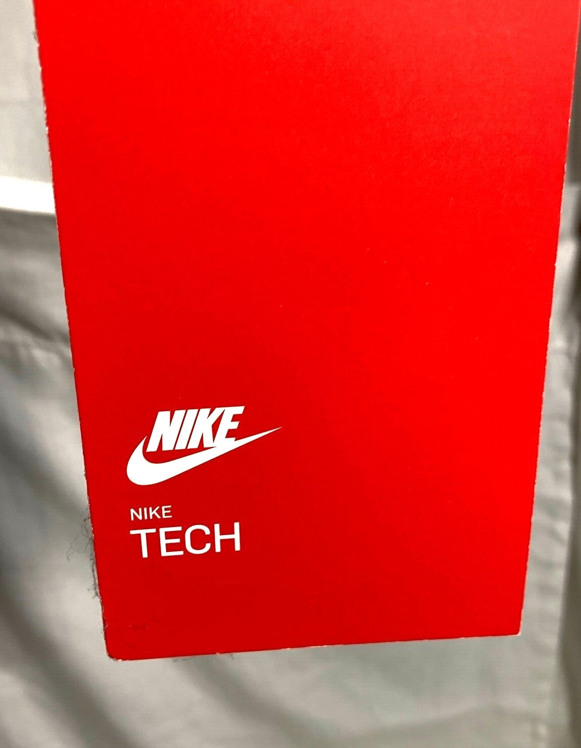 Nike Tech Hip Waist Lightweight 100% Polyester Logo Zip Narrow Bag Unisex Black