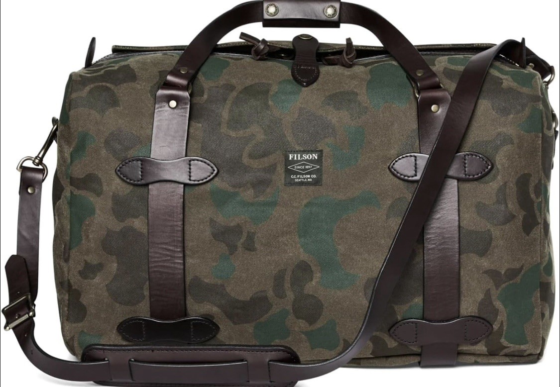 Filson Camouflage Duffle Bag Zip Closure Leather Handles Adjustable Strap
