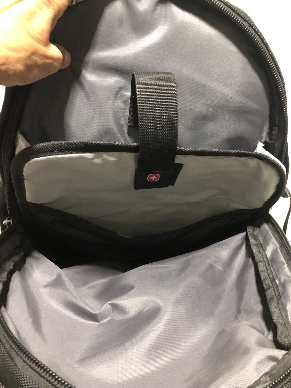 Swiss Army Wenger Airflow Backpack WTRA-18-laptop Carryon Infinera RARE Padded