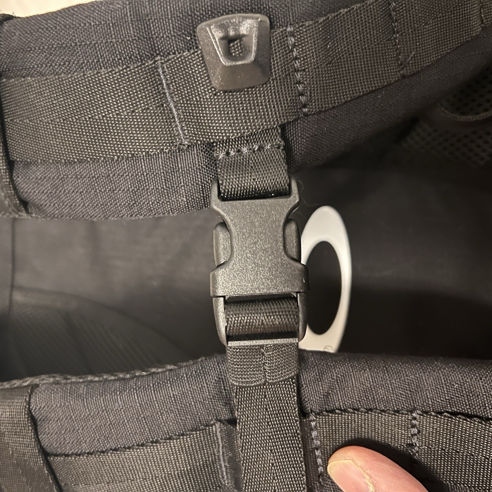 Oakley 23L Utility Backpack Black In Color
