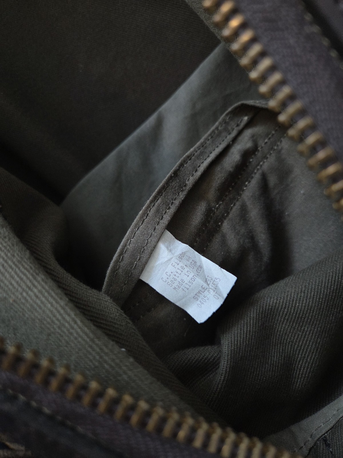 Filson Large Rugged Twill Rolling Duffle Bag | YKK Era | Otter Green | USA Made