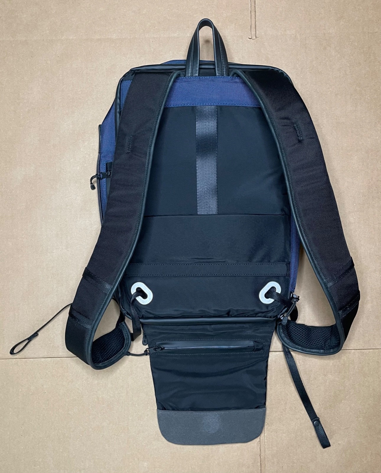 The Frenchie Co. Super Light Ballistic Speed Backpack Expandable Black/Navy 18L