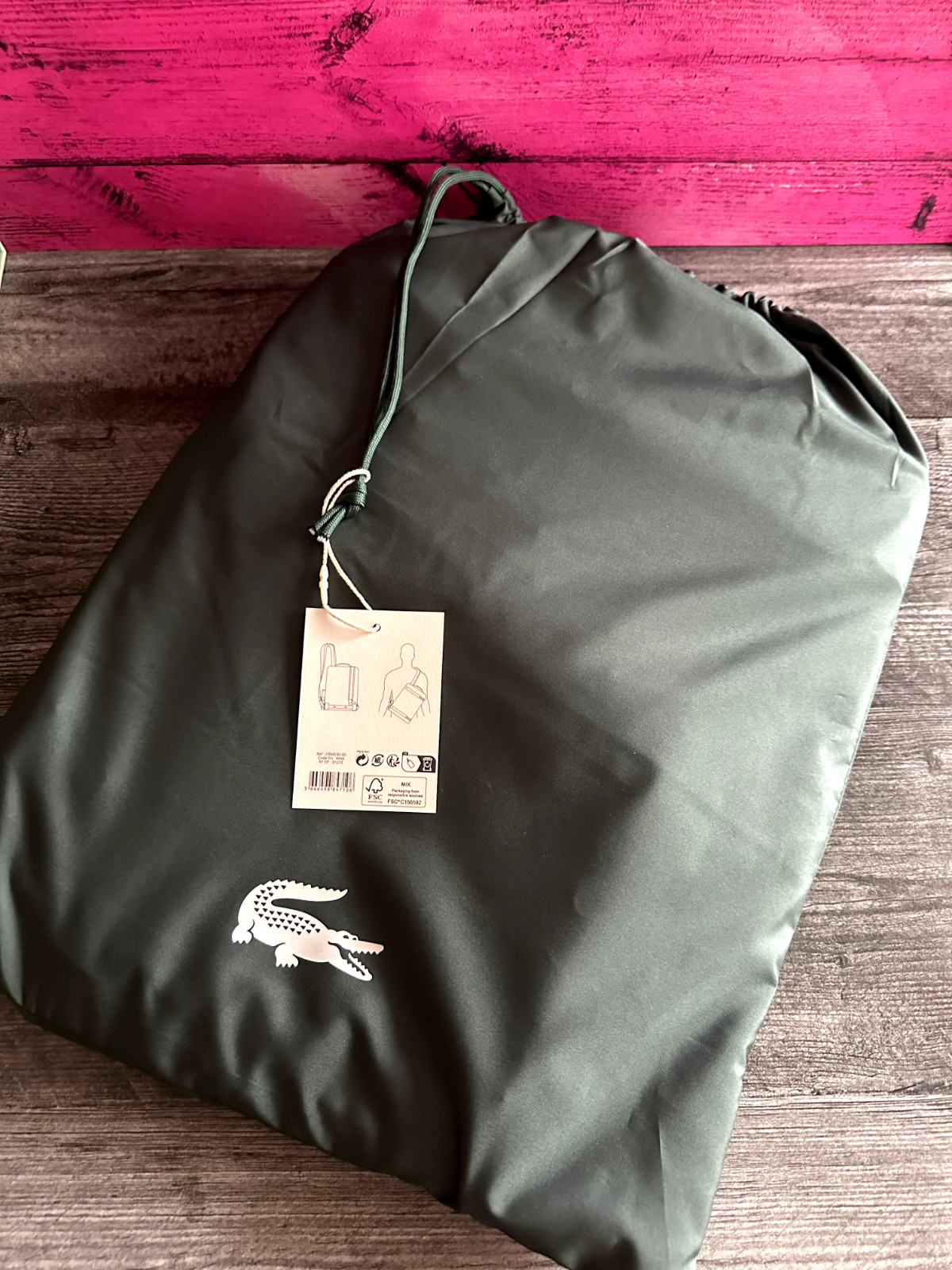 LACOSTE 2in1 100% RECYCLED BACKPACK GREEN BN RARE